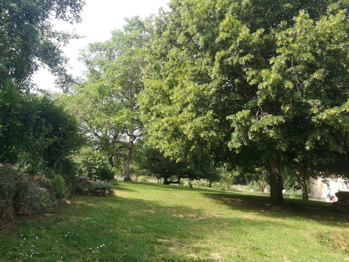 Le Clos Du Buisson Saint-Julien-de-la-Liegue ภายนอก รูปภาพ